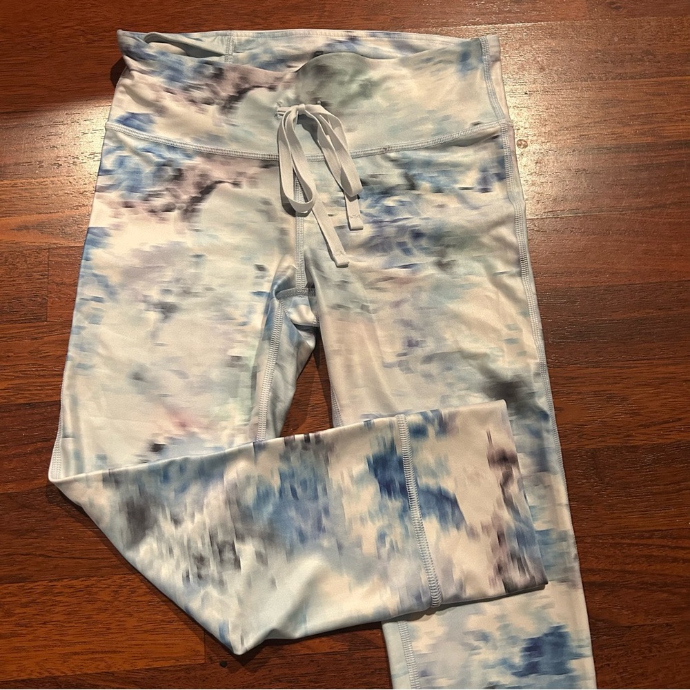 GAP Eclipse Tie-Dye Leggings
